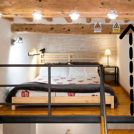 Il nido - Cozy studio apartment in Santa Croce Florencia Exterior foto