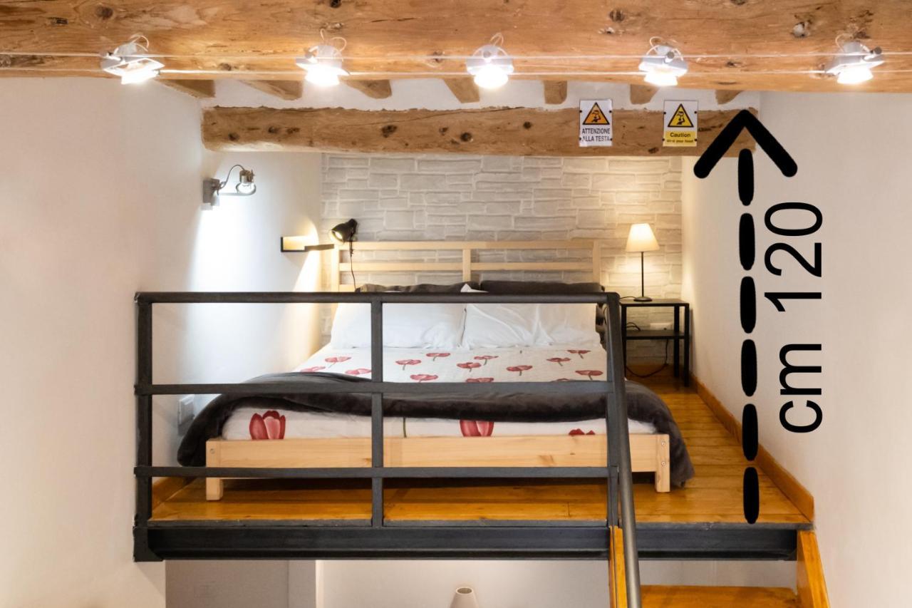 Il nido - Cozy studio apartment in Santa Croce Florencia Exterior foto