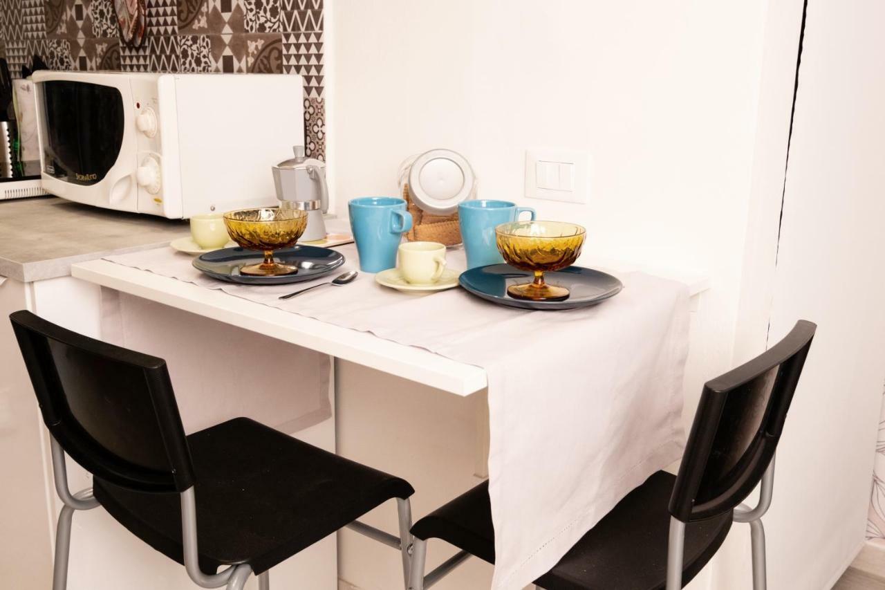 Il nido - Cozy studio apartment in Santa Croce Florencia Exterior foto