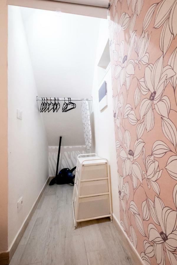 Il nido - Cozy studio apartment in Santa Croce Florencia Exterior foto
